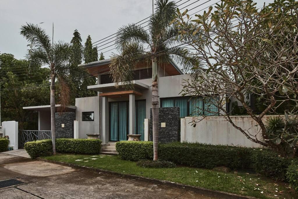 Villa Baan Bua Bt17 By Villacarte