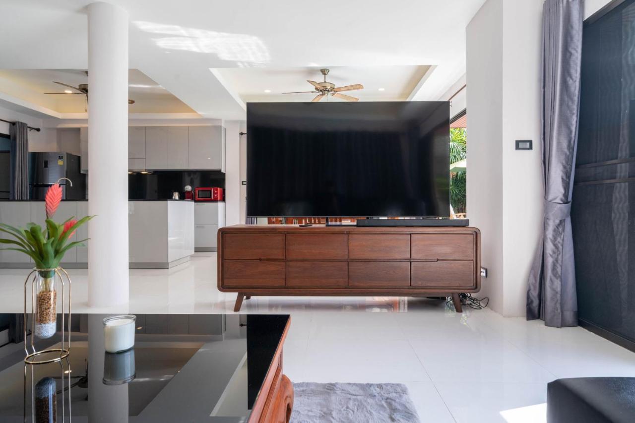 Amaya, 2 Story Tropical Oasis With Hills View & Pool, Kamala Beach