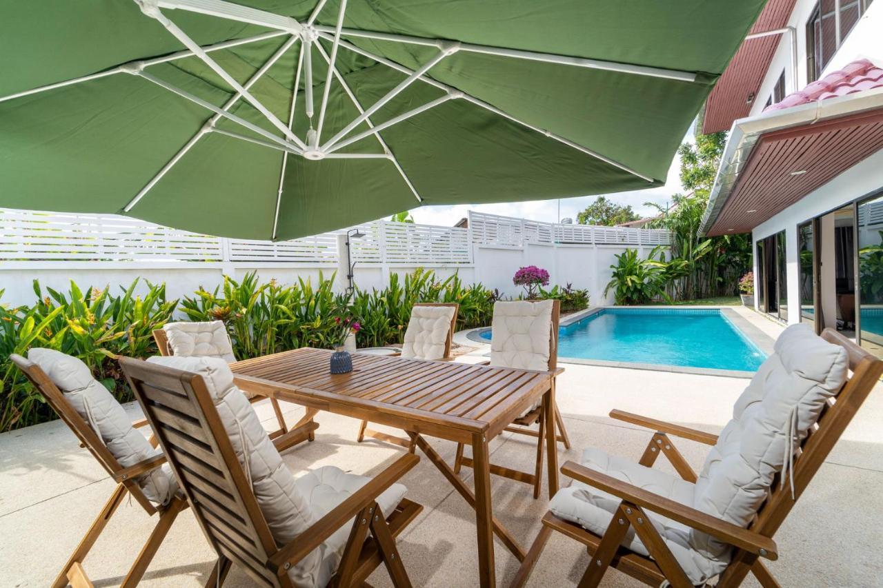 Amaya, 2 Story Tropical Oasis With Hills View & Pool, Villa Kamala Beach
