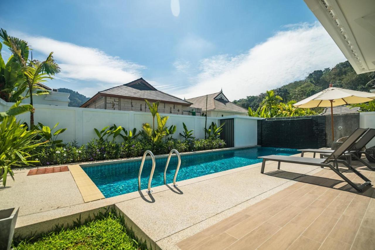 Deluxe Pool At Garden View Villa *