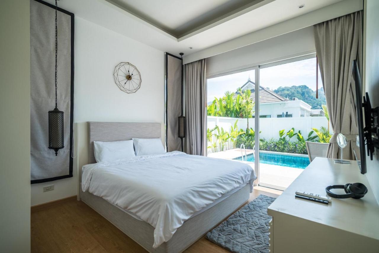 Deluxe Pool At Garden View Kamala Beach