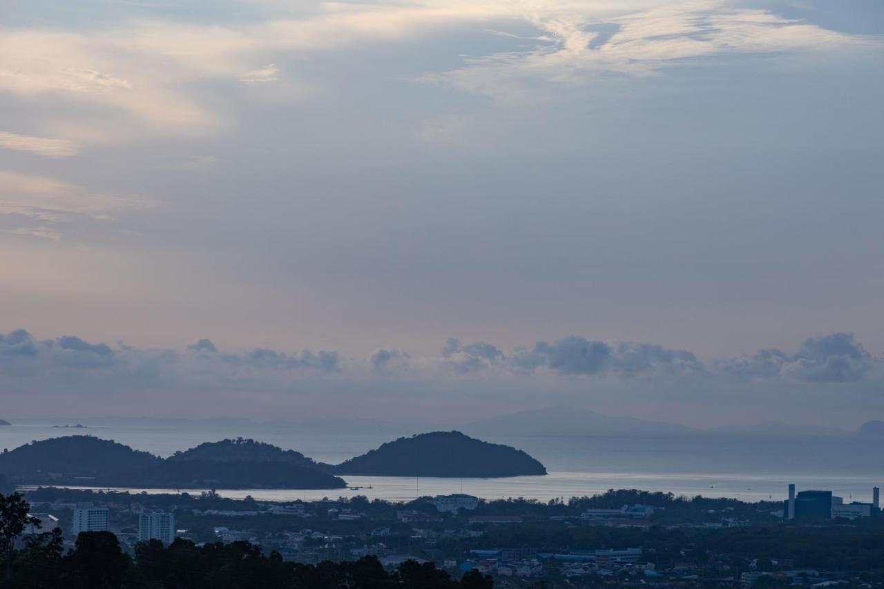 Phuket View Coffee And Hotel