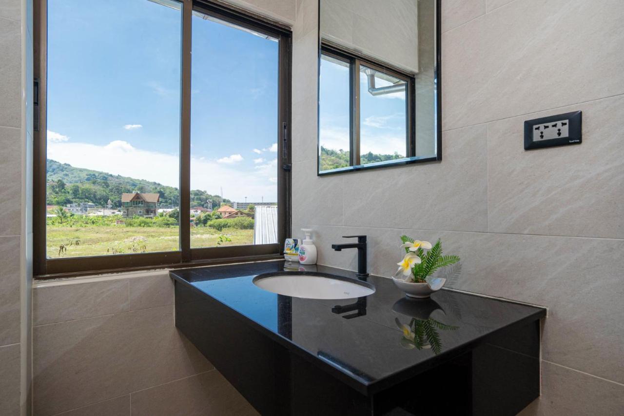 Amaya, 2 Story Tropical Oasis With Hills View & Pool,