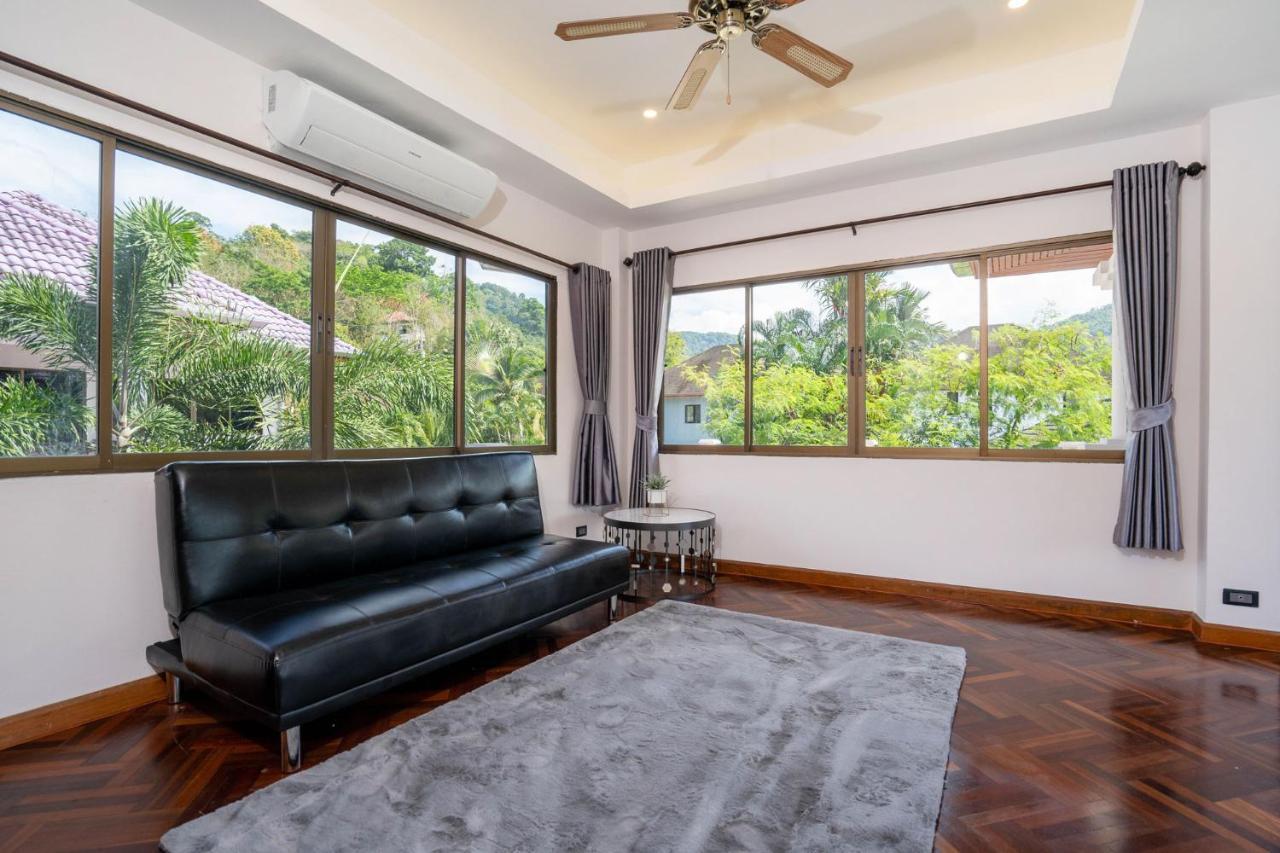 Amaya, 2 Story Tropical Oasis With Hills View & Pool, Villa Kamala Beach