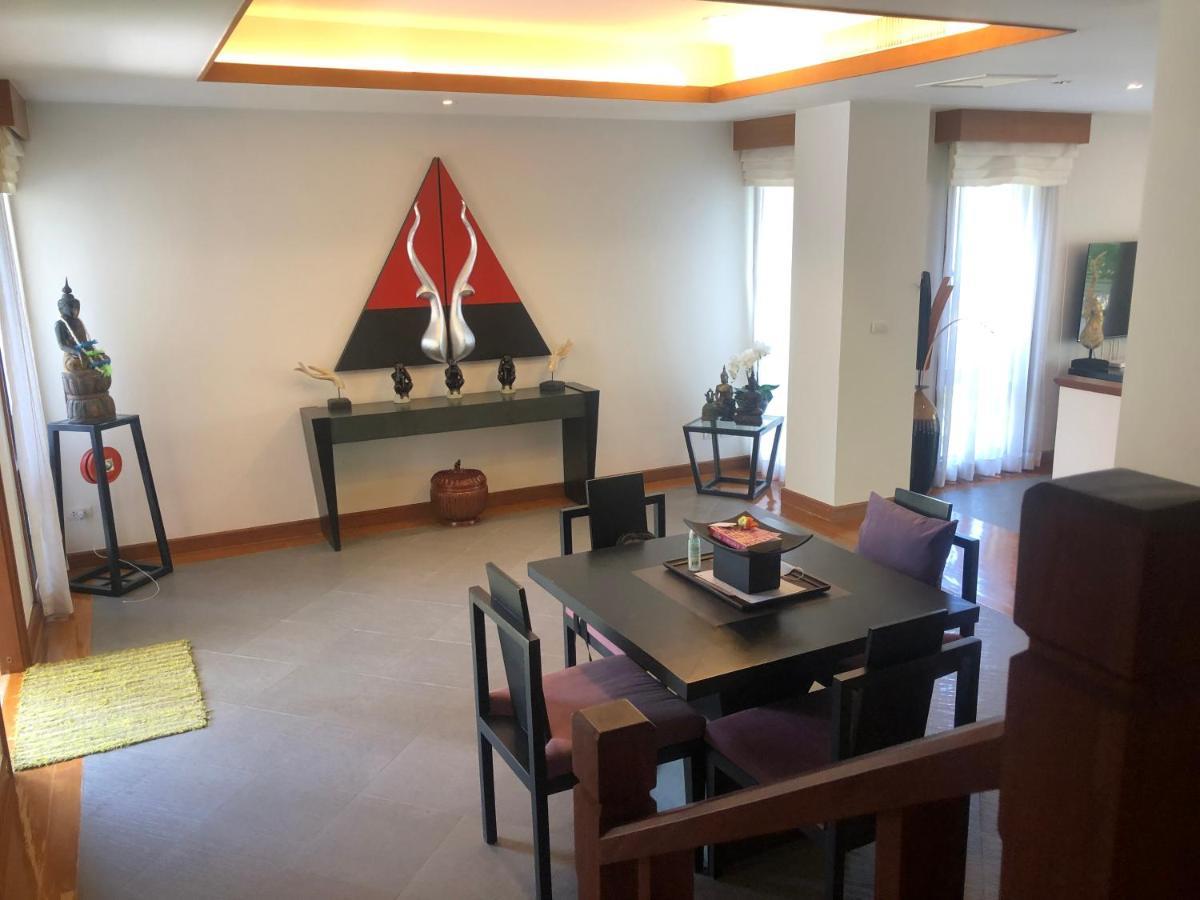 Phuket 2-bedrooms 403m2 Private Poolside Xl-family Villa *