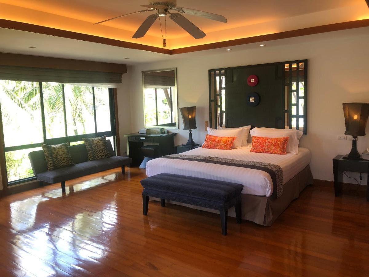 Villa Phuket 2-bedrooms 403m2 Private Poolside Xl-family
