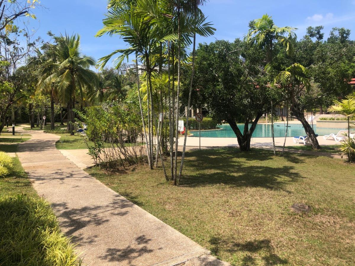 Phuket 2-bedrooms 403m2 Private Poolside Xl-family Villa Layan Beach (Phuket)