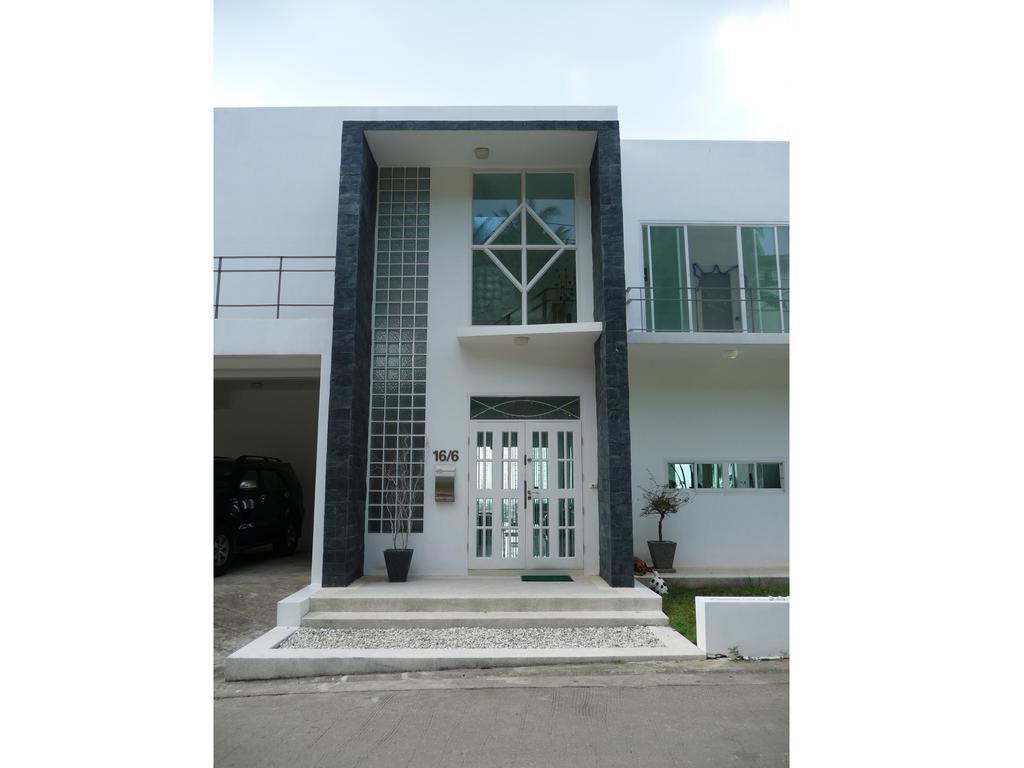 Ginborn 5 Bedroom Pool With Sea View In Villa
