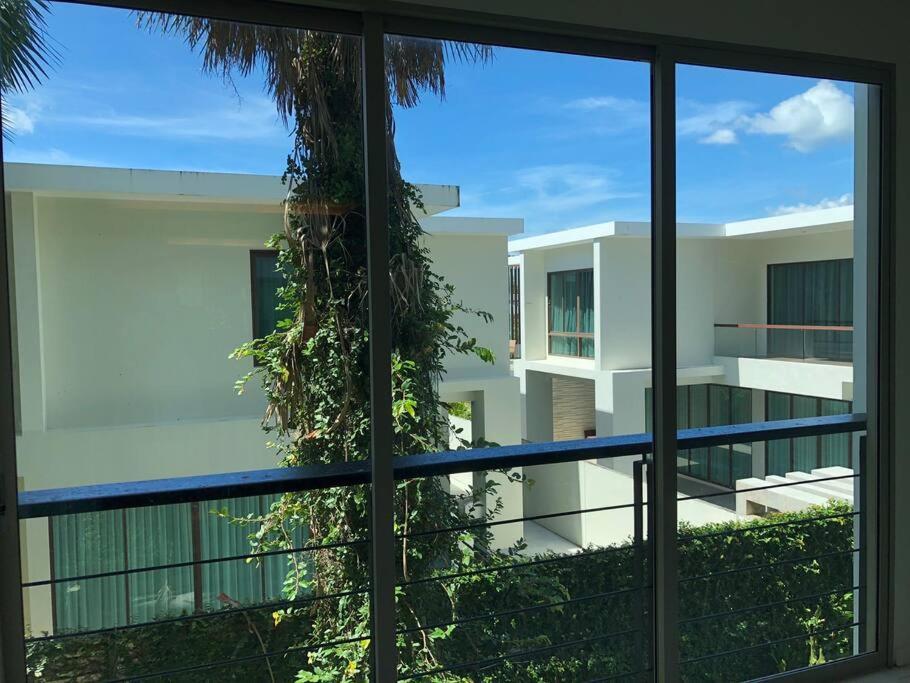 Regent : Beautiful Modern Close To *