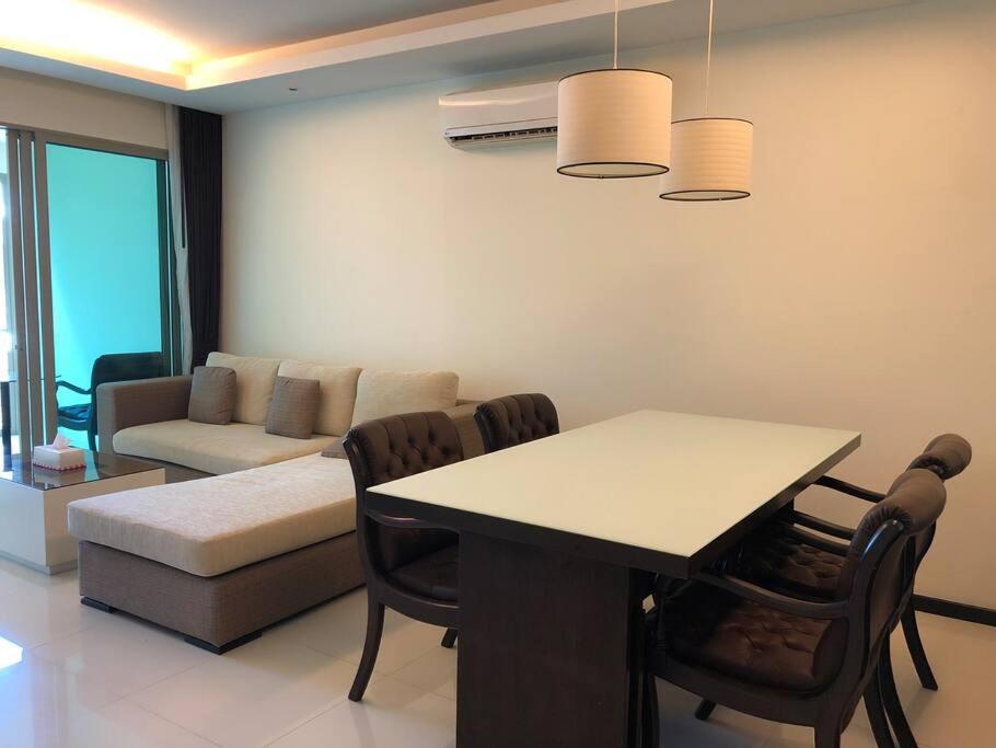 Regent : Beautiful Modern Close To Apartment *