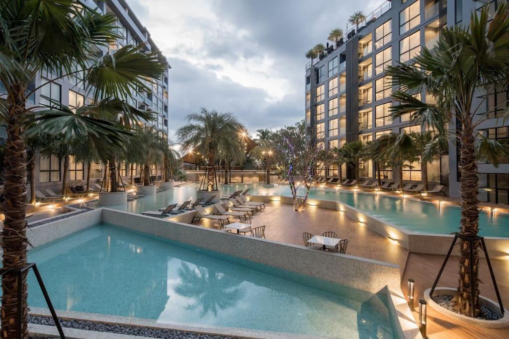 P15 Pool View * Kamala Beach