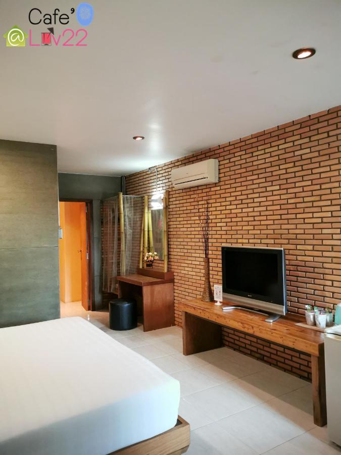Cafe'@luv22 Hotel
