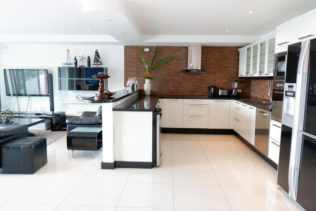 Kata Ocean View Condominium, Seaview & Luxury K12 * Ban Kata