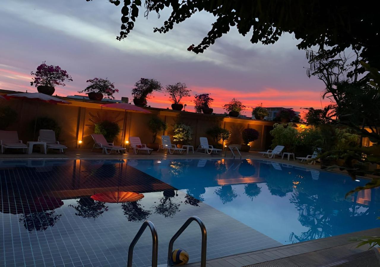 Bougainvillea Terrace House 3* Praia de Kata