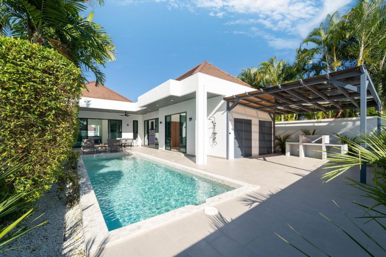 Indra Xxx Villa *