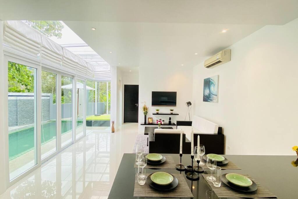 2bdr Pool 卡马拉山景泳池别墅 Villa Strand Kamala