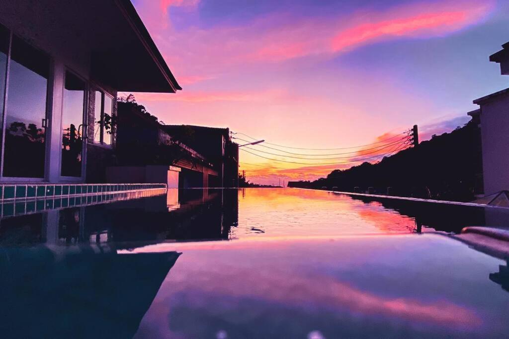 3 Bdr Pool 芭东3卧室泳池别墅 远海景