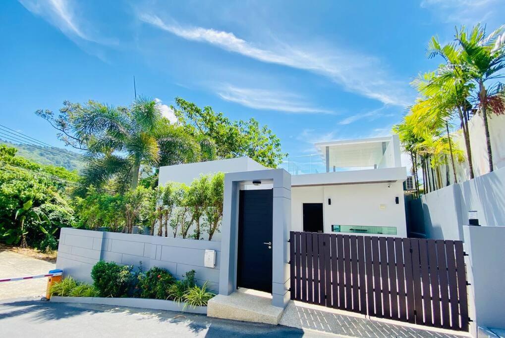 Villa 2bdr Pool 卡马拉山景泳池别墅 Strand Kamala