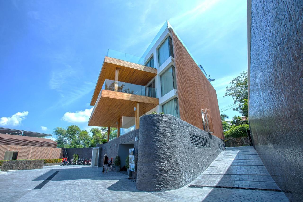 New 2br Bluepoint 8-17 Sea Views