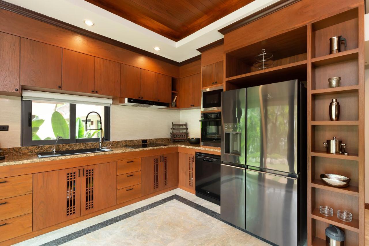Carlos, Luxury 7 Bdr Private Pool Villa, Baan Bua Nai Harn, Phuket * Rawai