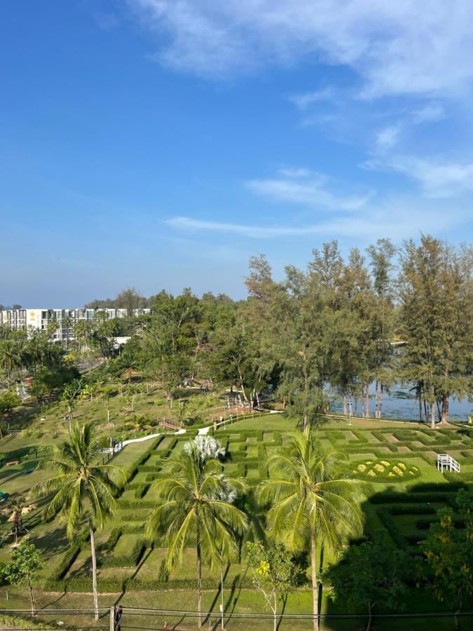Skypark Laguna Phuket с террасой Apartment Bang Tao Beach (Phuket)