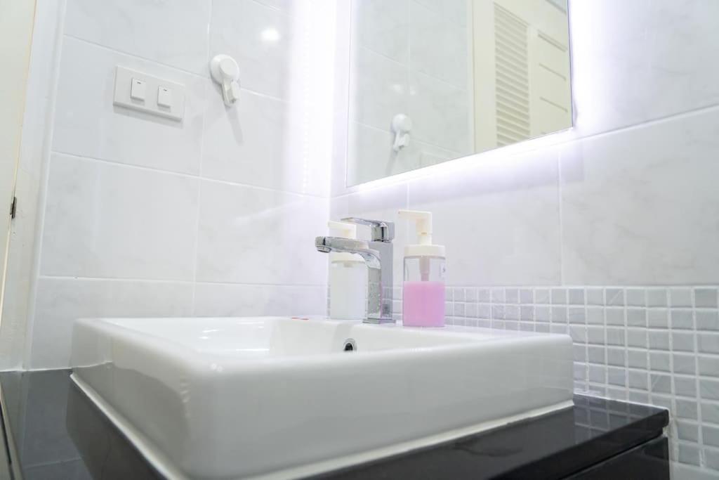 Maia House L 3br 3ba L Naiyang Beach L Hkt Airport Phuket