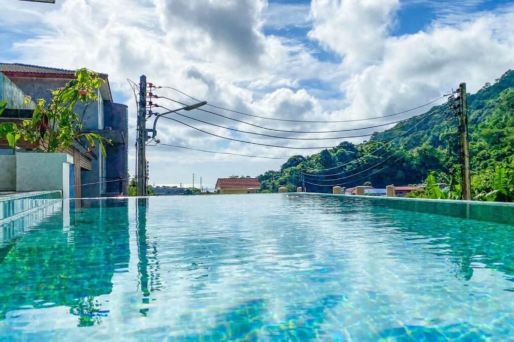 3 Bdr Pool 芭东3卧室泳池别墅 远海景 *