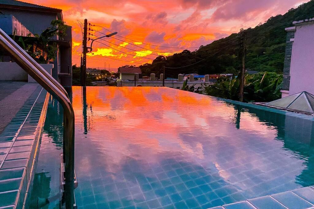 Villa 3 Bdr Pool 芭东3卧室泳池别墅 远海景 Patong