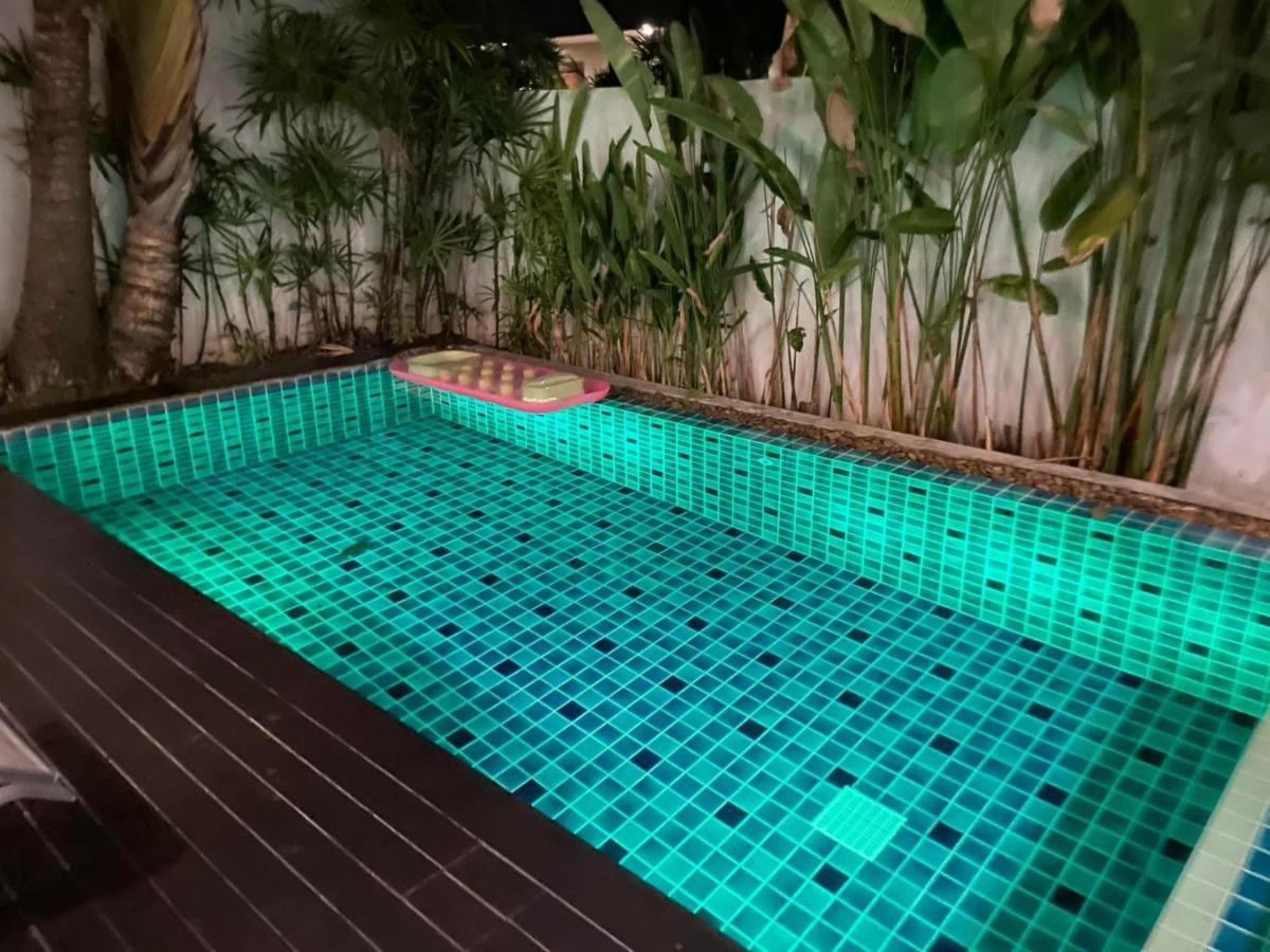 Villa Xing Chen Pool