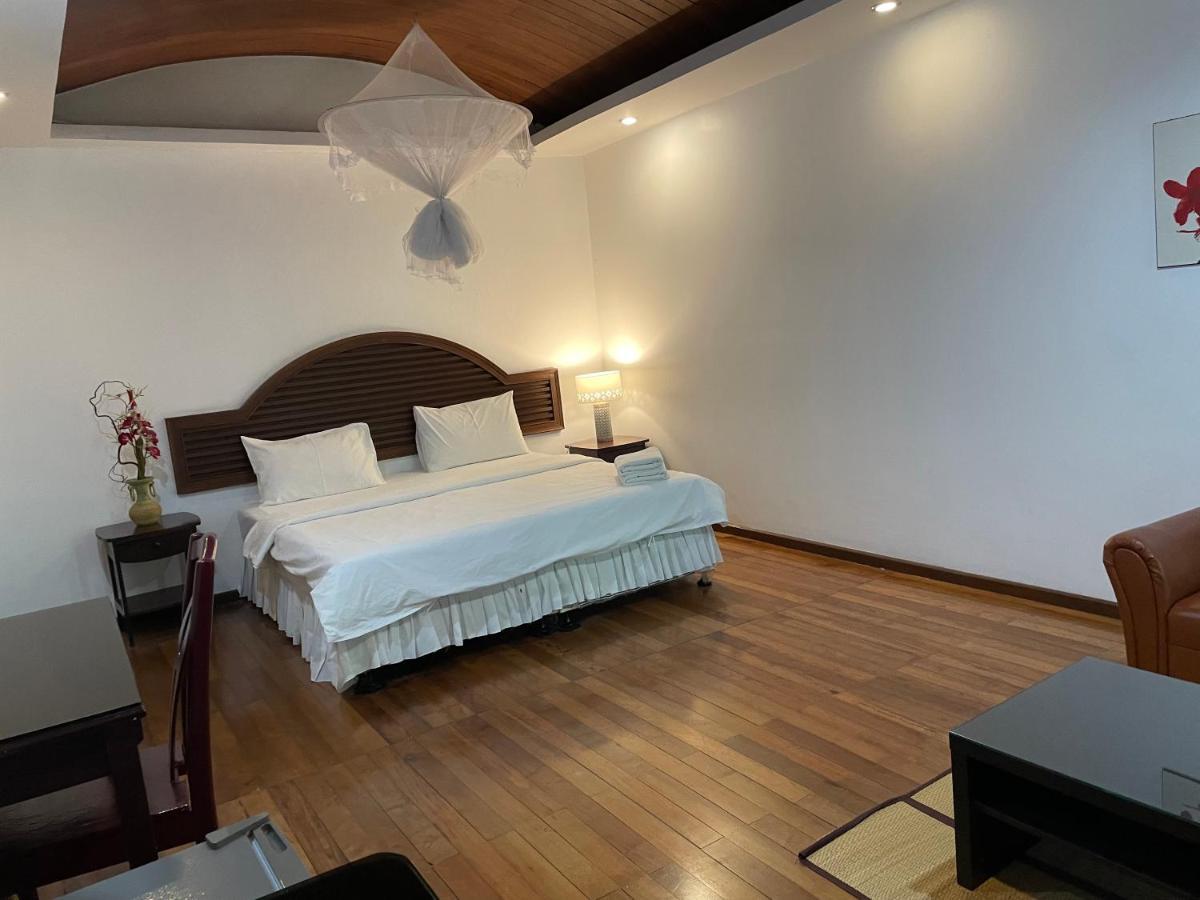 Hotel Nawaporn Place Phuket