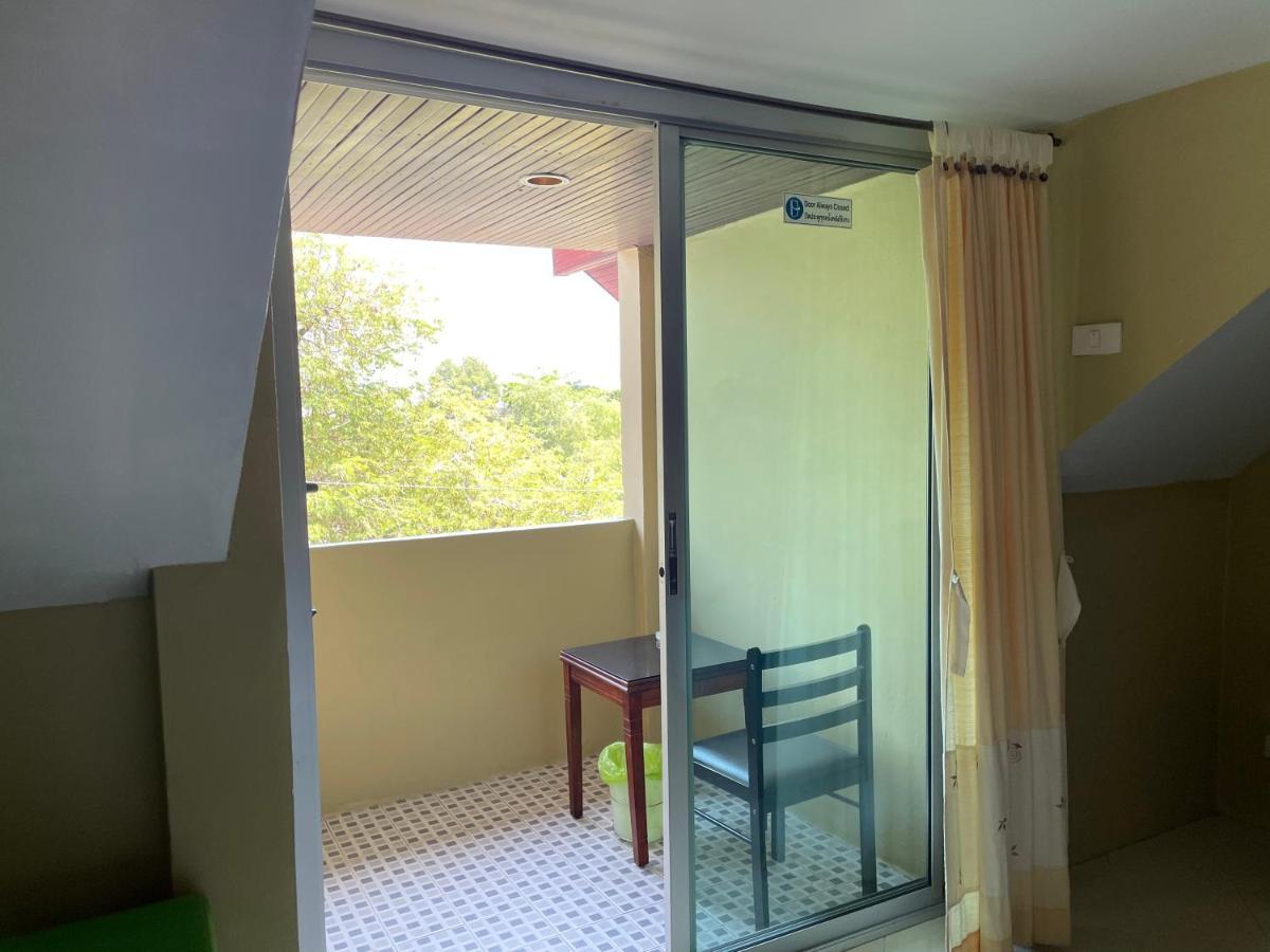 Nawaporn Place Hotel Phuket
