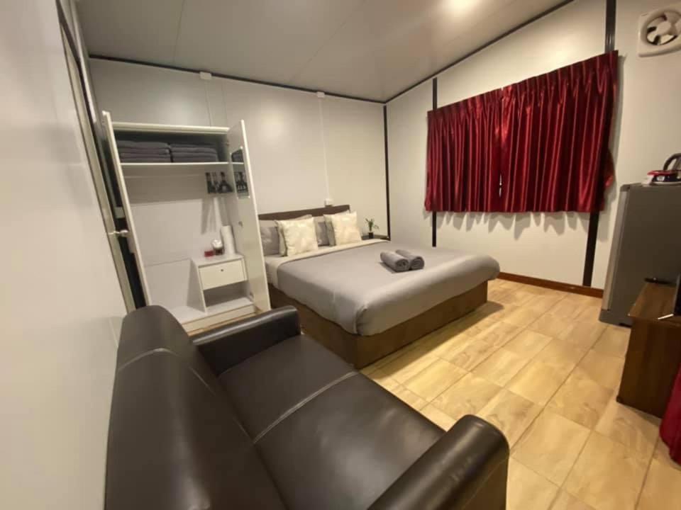 Kora-great Airport Phuket Holiday home *