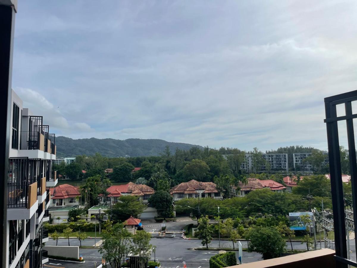 Appartement Laguna Skypark вид на горы и озера три 25 метровых бассейна на крыше, 500 мбит интернет, все верхние 6 и 7 этажи *