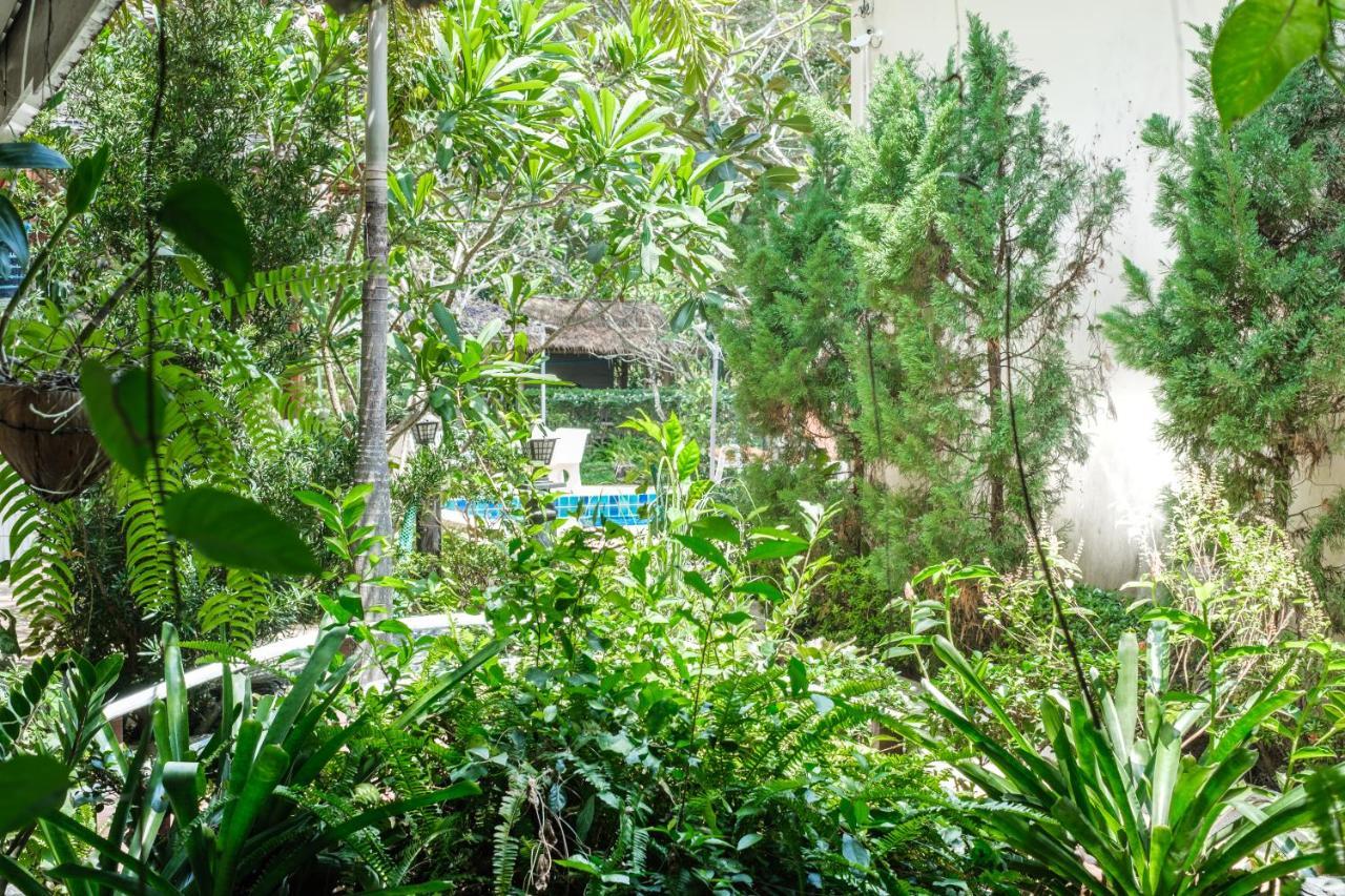 Cascades Boutique Phuket Resort 4*