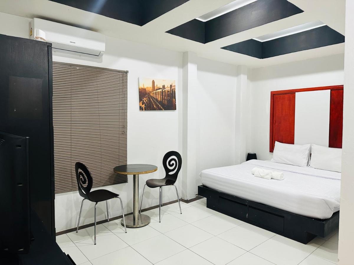 Hotel Beachwalk Patong