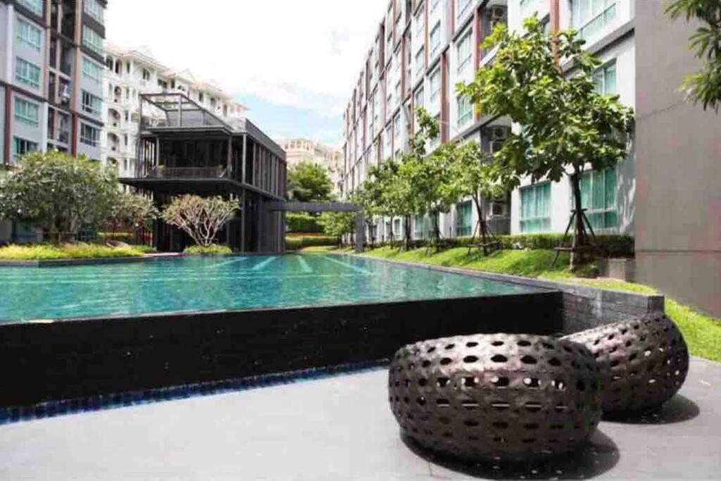 Apartment Beautiful Floor Corner In Phuket Center