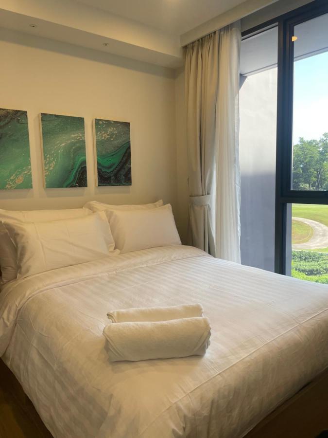Modern Golf Course View In Sky Park Laguna *