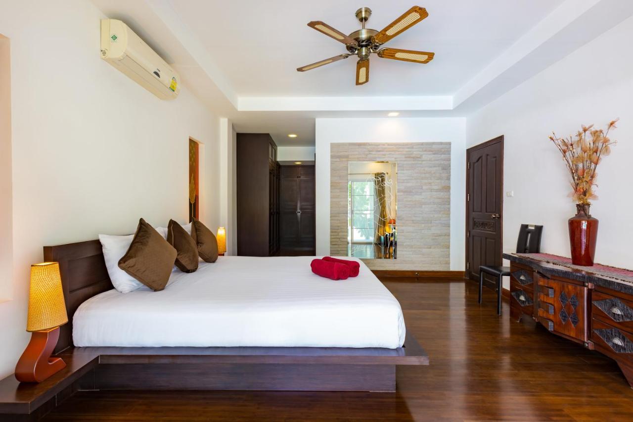 3br Barnabe With Lush Garden