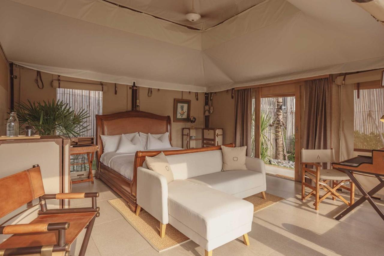 Aladdin Luxury Camp Luxe tent