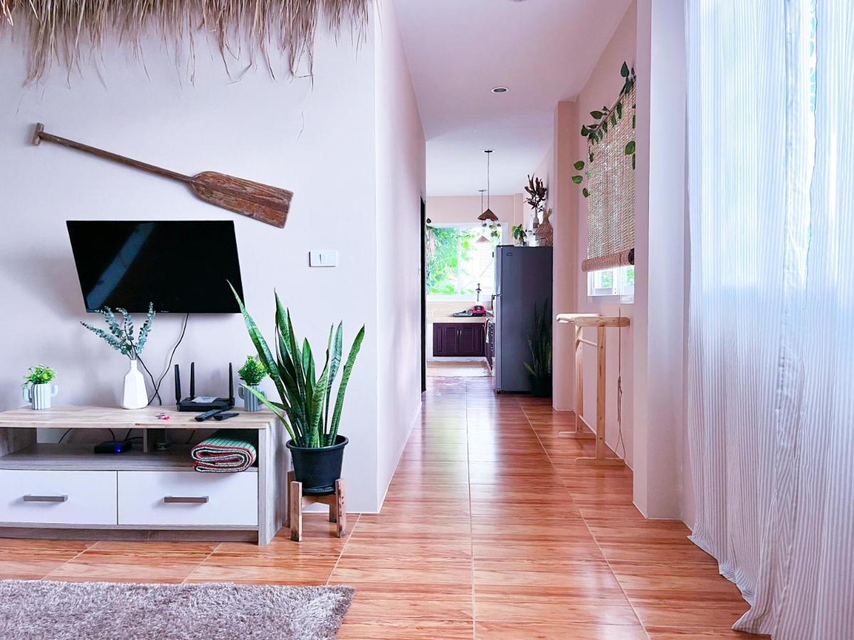 Sea Dreamer Beachfront Apartamento Phuket
