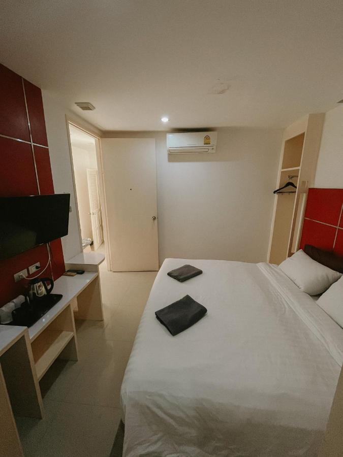 Elite Hotel 4*