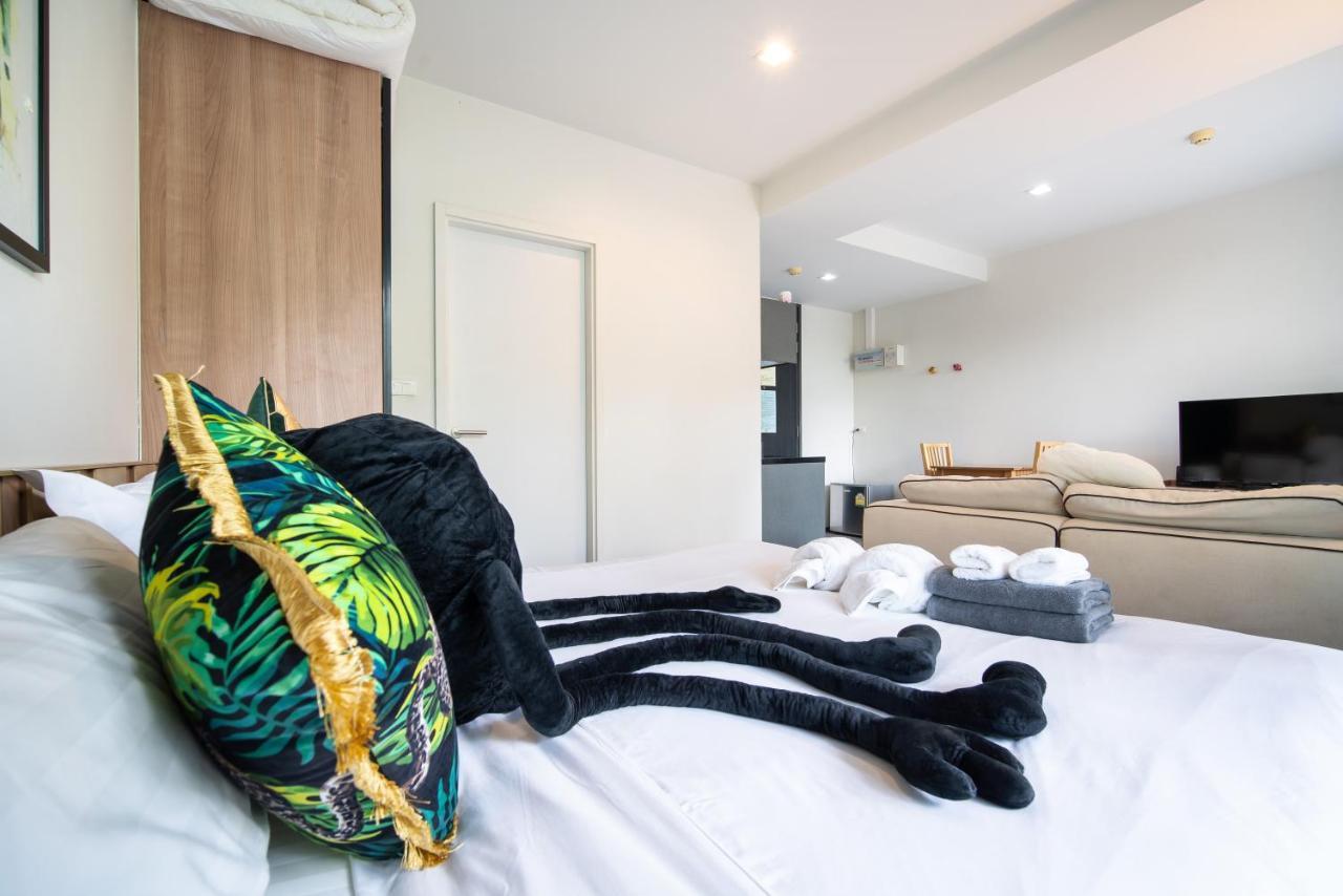 The Deck 芭东露台现代公寓 带健身房和游泳池 Patong