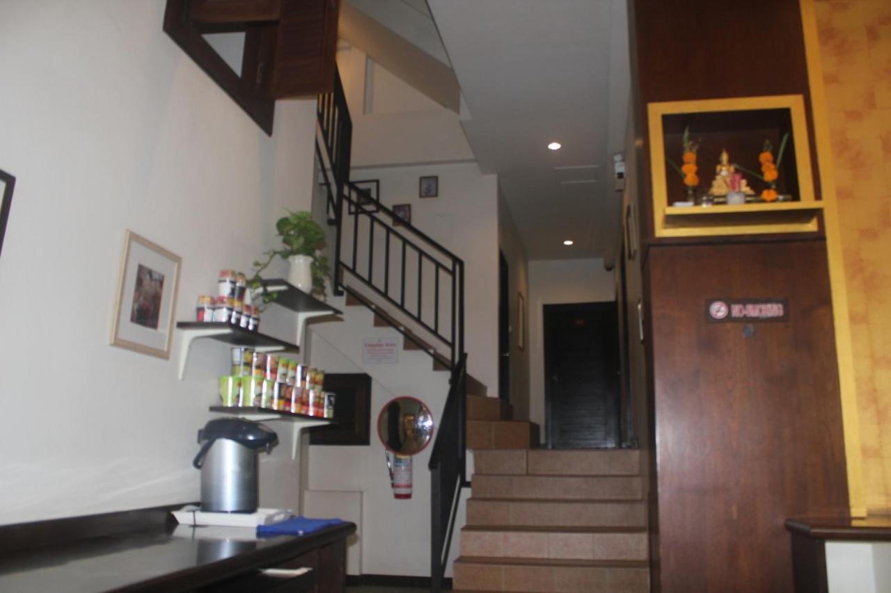 Hostel Lub Sbuy Phuket