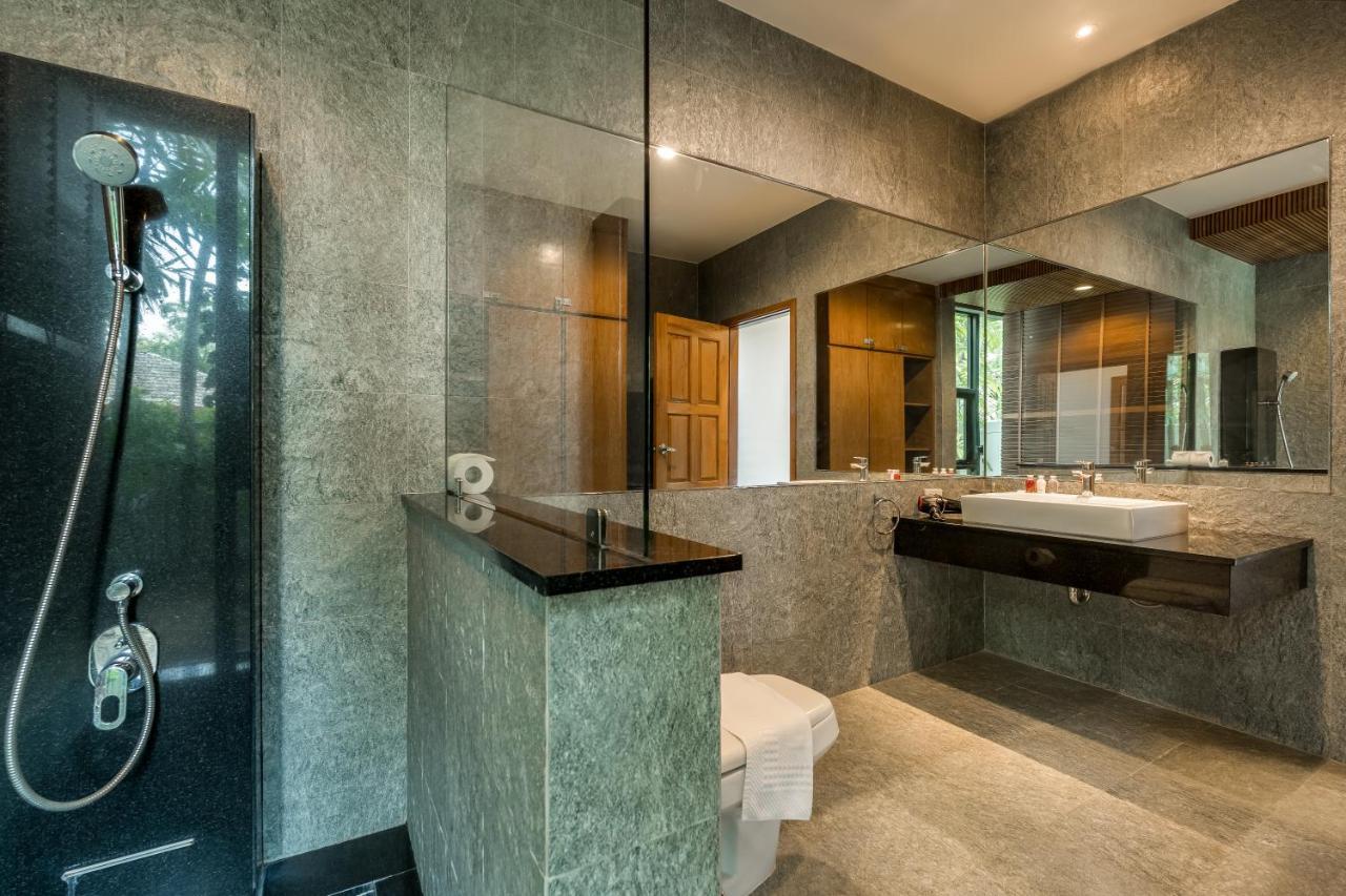 Baan Bua Bt17 By Villacarte *