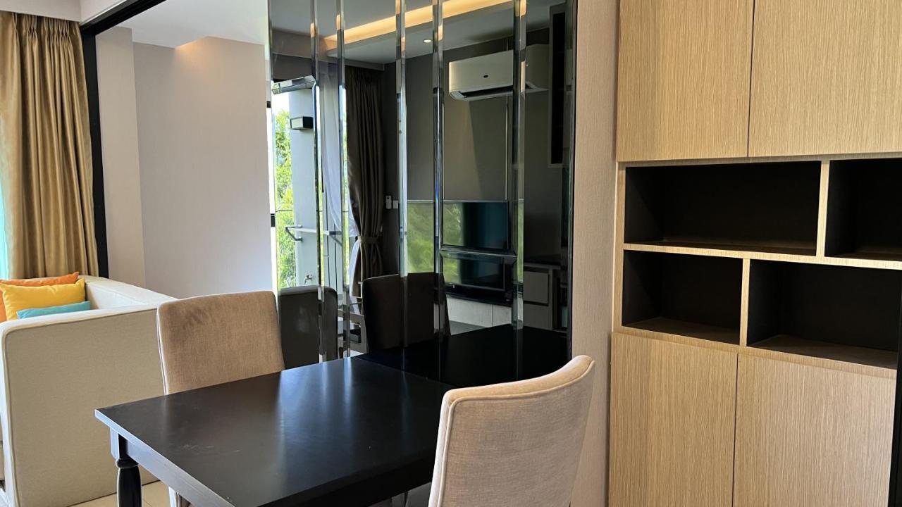 Panora Surin Mountain View By Eie.assia Apartamento