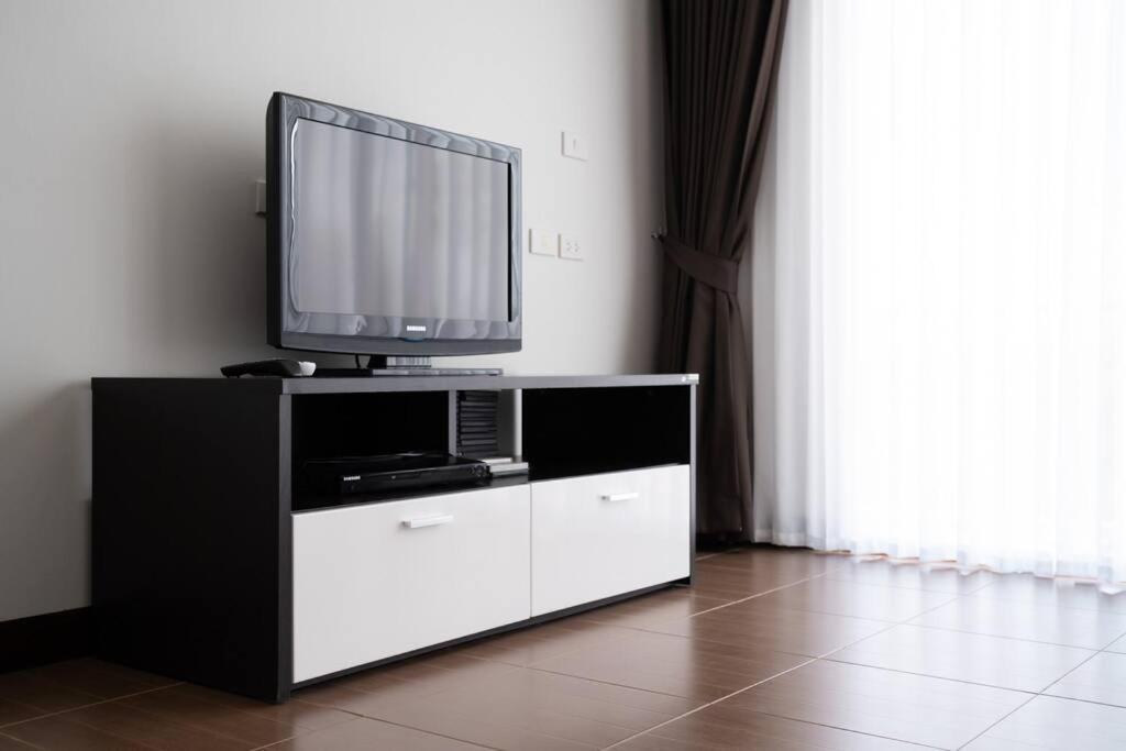 Villa East 4, бассейн, 3 спальни By Ibg *