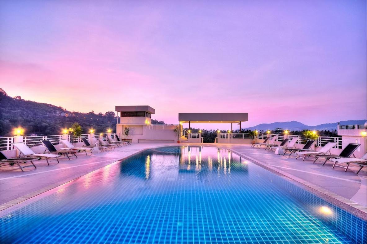 Ashlee Plaza & Hotel 4*