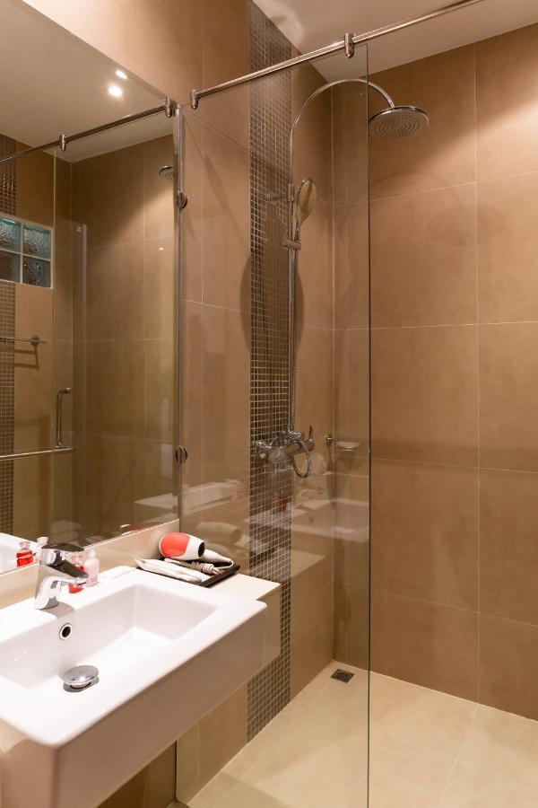 2br вид на бассейн C14 By Ibg Apartment