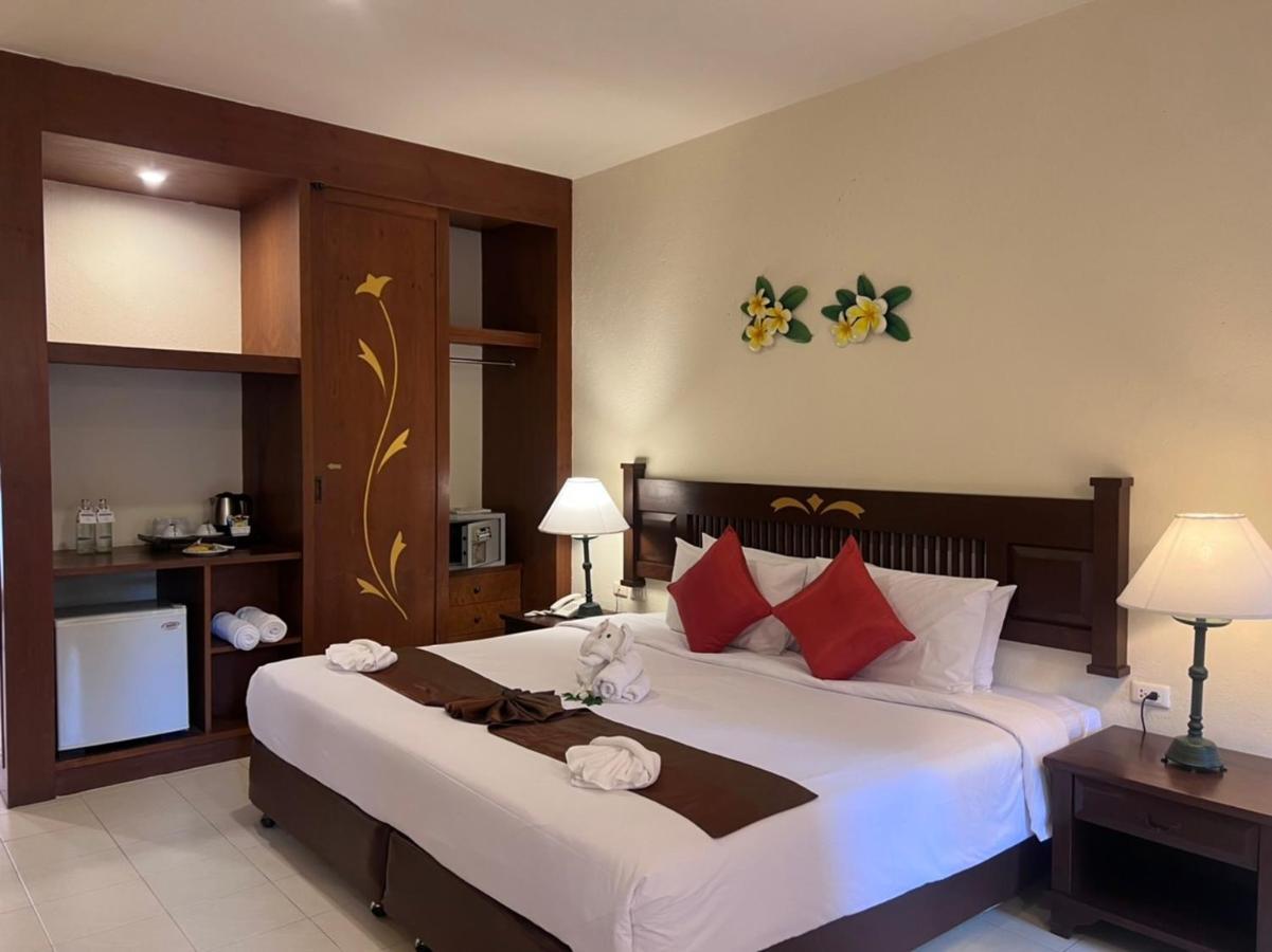 Resort Phuket Leelavadee Hua Ting 4*