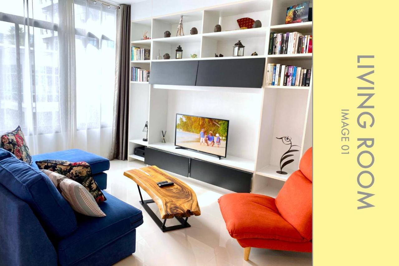 Apartment Stylish 2-bedroom W. Pool View *